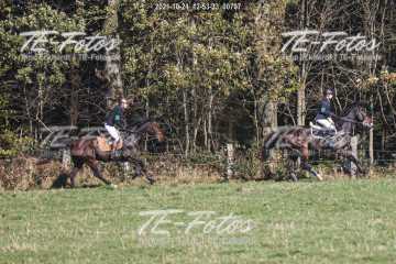 2021-10-24_12-53-33_00707 2021-10-24_12-53-33_00707