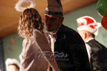 2023-02-17_21-40-05-2057