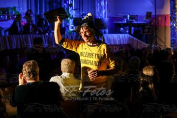 2023-02-17_22-06-06-3218