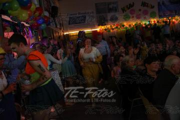 2023-02-18_00-18-01-10719