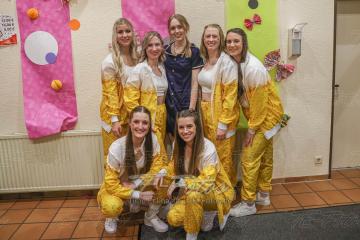 2023-02-18_00-19-23-10778