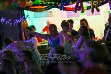 2023-02-18_00-23-27-10973