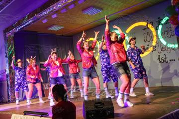 2023-02-18_00-27-35-11182