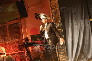 2023-02-18_00-30-15-11332