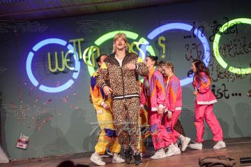 2023-02-18_00-32-08-11524