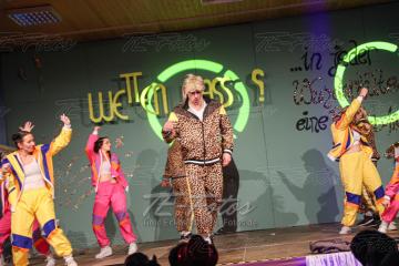 2023-02-18_00-32-43-11570