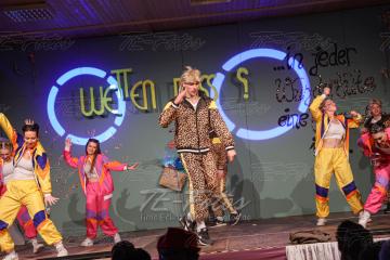 2023-02-18_00-32-45-11579