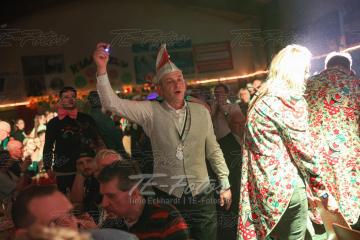 2023-02-18_00-40-31-12025