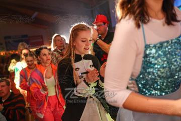 2023-02-18_00-41-09-12134