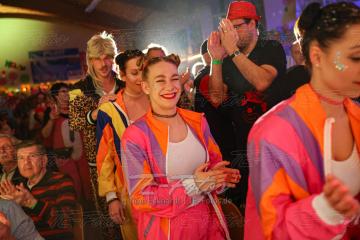 2023-02-18_00-41-12-12141