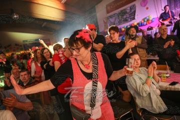 2023-02-18_00-41-18-12161