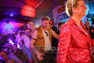 2023-02-18_00-41-39-12209