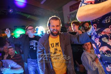 2023-02-18_00-42-27-12321