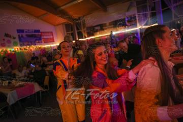 2023-02-18_00-46-57-12596