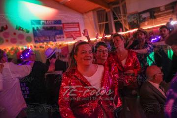 2023-02-18_00-47-14-12633