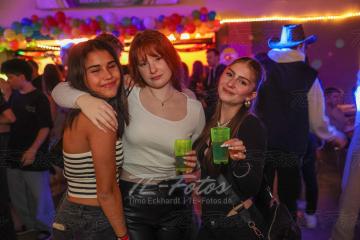 2023-02-19_02-13-11_06702