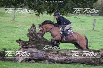 2023-10-22_12-28-07_02068 2023-10-22_12-28-07_02068