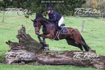 2023-10-22_12-28-12_02100 2023-10-22_12-28-12_02100