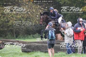 2023-10-22_12-28-37_02132 2023-10-22_12-28-37_02132