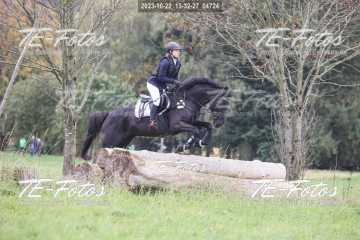 2023-10-22_13-32-27_04724 2023-10-22_13-32-27_04724