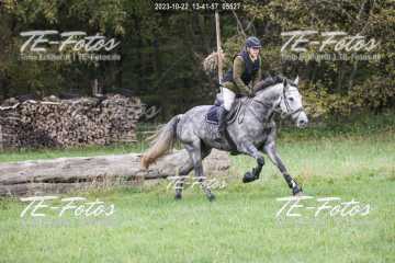 2023-10-22_13-41-57_05527 2023-10-22_13-41-57_05527