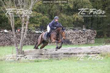 2023-10-22_13-42-35_05702 2023-10-22_13-42-35_05702